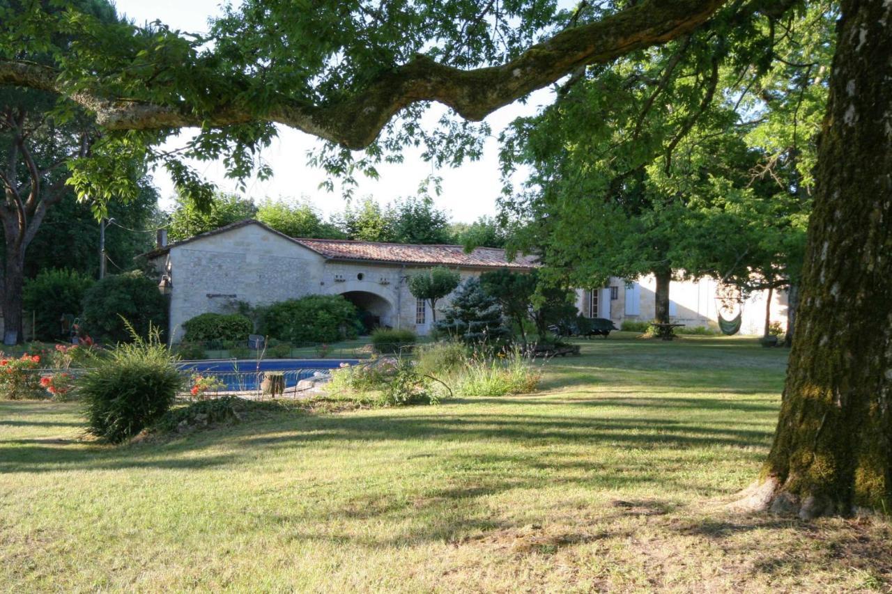 Chateau Rosemont - Grande Maison Familiale Campagne Dans Le Medoc Avec Piscine Et Tennis A 15 Mn Bordeaux Labarde Экстерьер фото